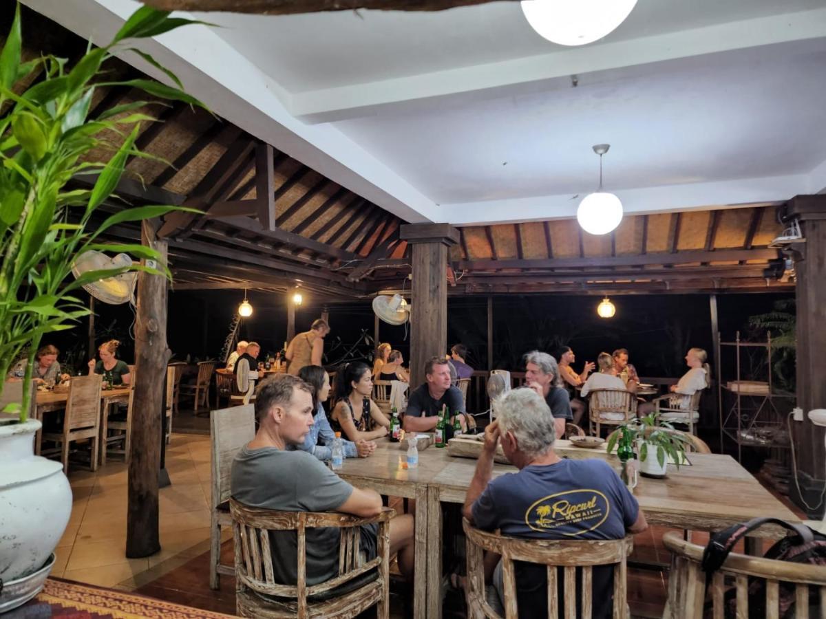 Mai Malu Apartment Pulukan Ngoại thất bức ảnh