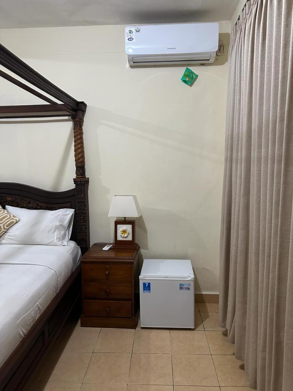Mai Malu Apartment Pulukan Ngoại thất bức ảnh