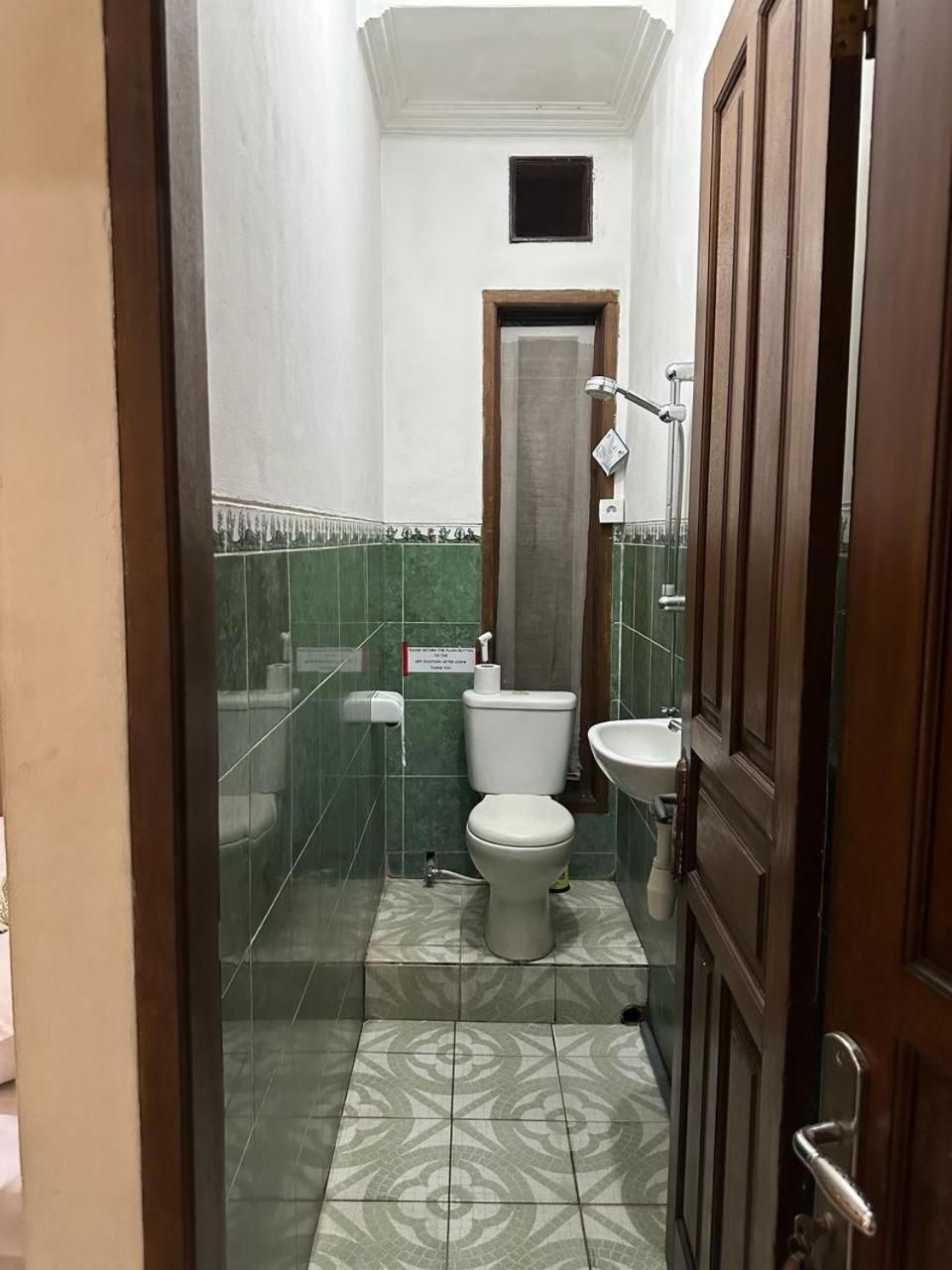 Mai Malu Apartment Pulukan Ngoại thất bức ảnh